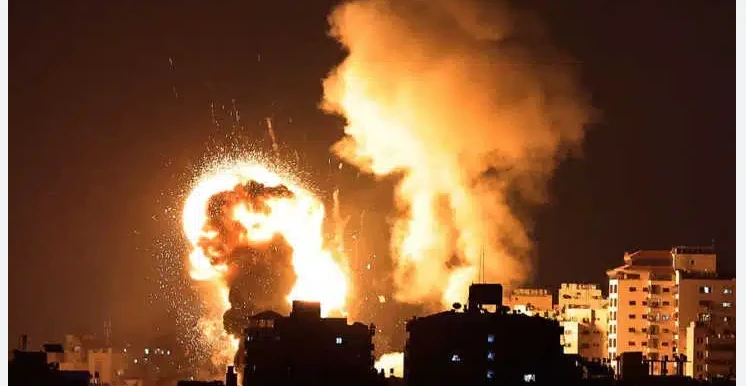 الاحتلال الصهيوني يستهدف بلا هوادة الإرث الثقافي الإنساني بغزة