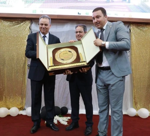 جامعة أحمد بن بلة تعرض حصيلة انجازاتها : تخرج 6000 طالب في مختلف التخصصات  و430 مشروع مؤسسة ناشئة