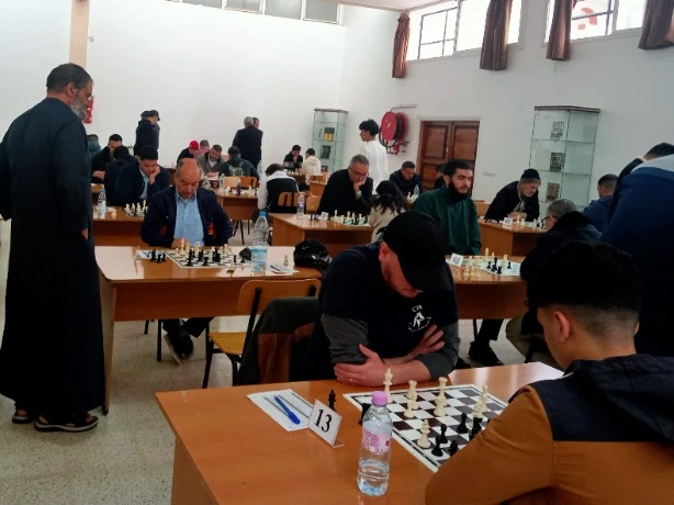 بمشاركة 80 لاعباً من بينهم ممثلون عن 3 دول..........اختتام الدورة الوطنية المفتوحة للشطرنج بتلمسان
