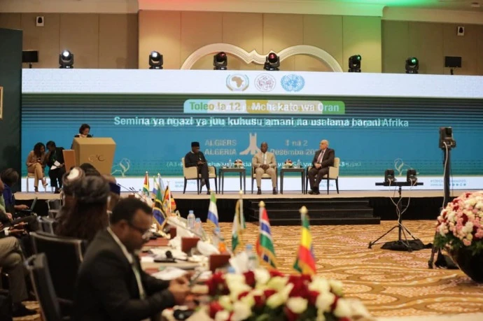 عطاف  :  "التغييرات غير الدستورية، الارهاب والتدخلات الأجنبية"  تحديات تواجهها القارة السمراء