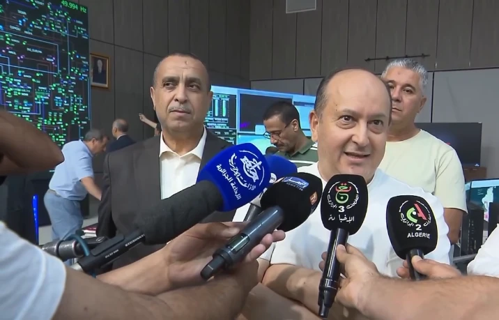 إصلاح العطب الذي تسبب في انقطاع التموين بالطاقة الكهربائية: باسم رئيس  الجمهورية, الوزير الأول يعرب عن بالغ تقديره لإطارات وزارة الطاقة وإطارات  وأعوان مجمع سونلغاز