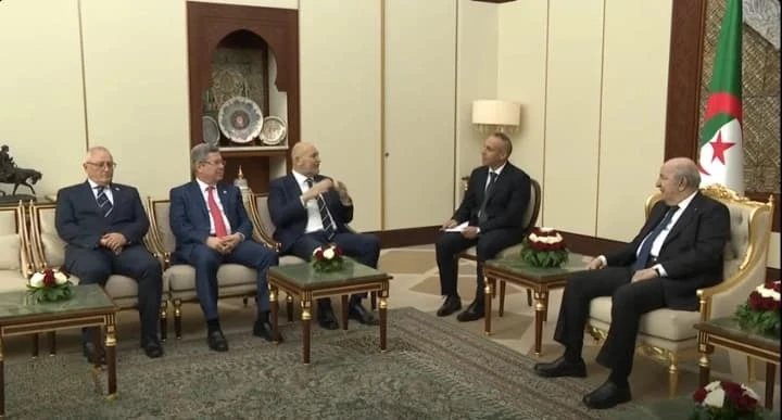 رئيس الجمهورية يستقبل رئيس اللجنة الدولية لألعاب البحر الأبيض المتوسط