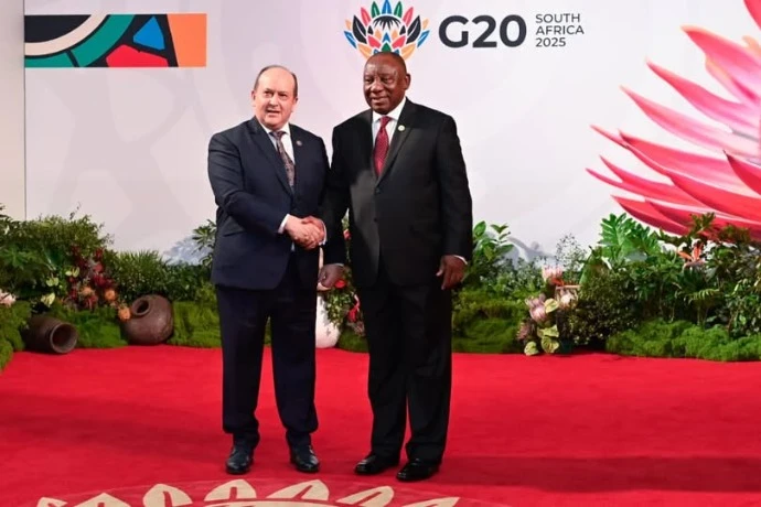 ممثلا لرئيس الجمهورية, الوزير الأول يشارك بجنوب إفريقيا في أشغال قمة مجموعة ال20