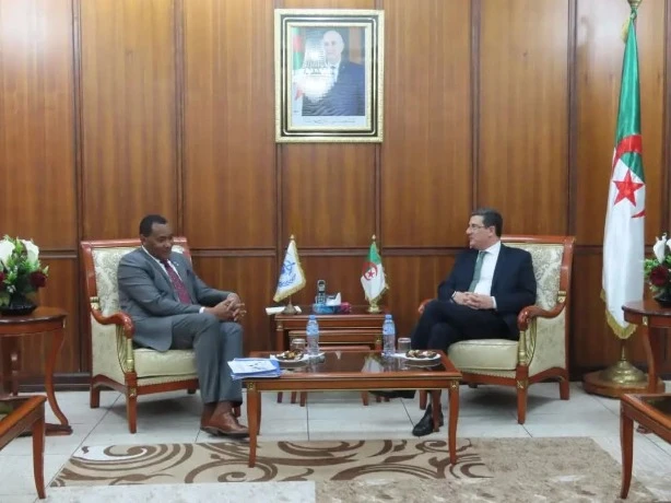 آيت مسعودان يستقبل ممثل منظمة الصحة العالمية بالجزائر