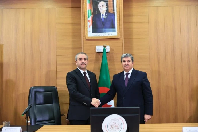 وزير الاتصال يشرف بمعية وزير التربية الوطنية على يوم تكويني للصحفيين المهتمين بالشأن التربوي