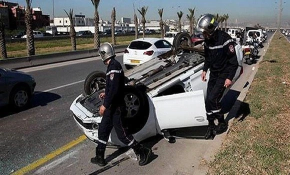 باتنة : وفاة شخصين وإصابة 4 آخرين بجروح في حادث مرور ببلدية عيون العصافير