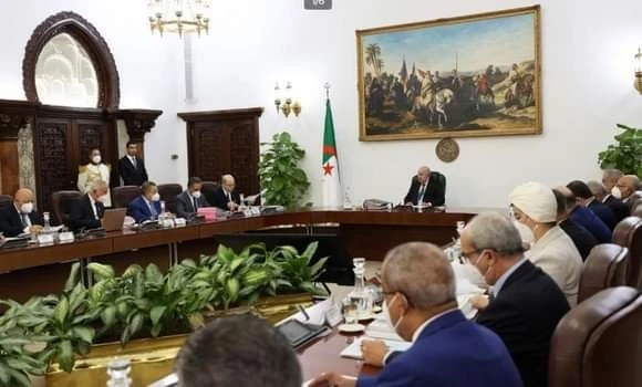 رئيس الجمهورية يسدي تعليمات لوزيري الداخلية والتربية بإنجاح الدخول المدرسي 2023-2024