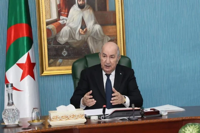 رئيس الجمهورية ينصب اللجنة الوطنية للوقاية من مرض السرطان ومكافحته
