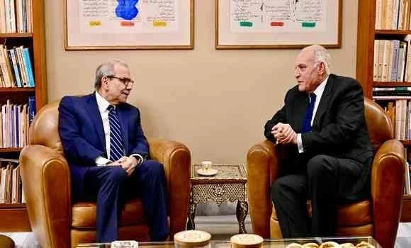 السيد عطاف يستقبل من قبل رئيس الحكومة اللبنانية