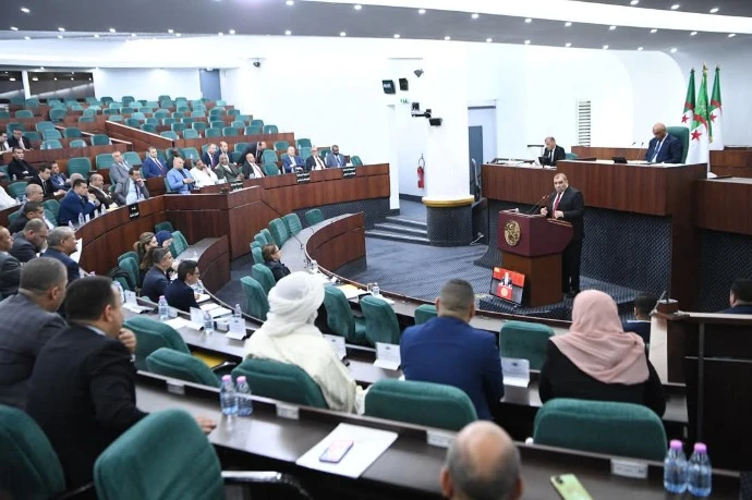 وزير العدل يستعرض أهم تعديلات مشروع القانون المتعلق باختصاصات محكمة التنازع