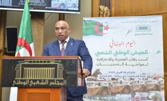 تلاحم الشعب الجزائري مع جيشه يعكس صلابة الجبهة الوطنية الداخلية