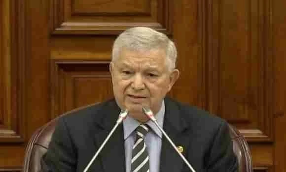 رئيس مجلس الأمة يعزي في وفاة المخرج الكبير محمد لخضر حمينة