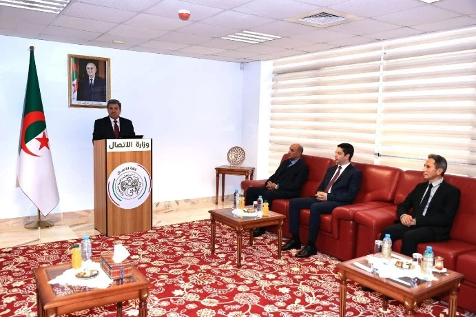 وزير الاتصال يشرف على اطلاق النسخة الجديدة للموقع الرسمي للوزارة