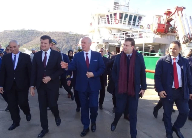 وزير الصيد  من تمسان  ... جلسة عمل توضيحية لبرتكول التعاون البحري بين الجزائر وموريتانيا