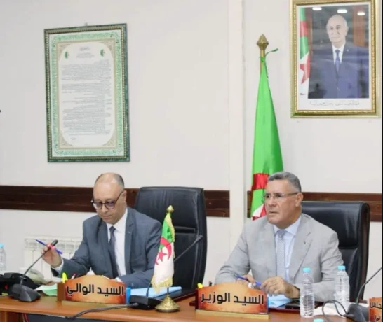 بوزقزة يبرز من بشار دور الرقمنة في الاستغلال الأمثل لمنشآت الري