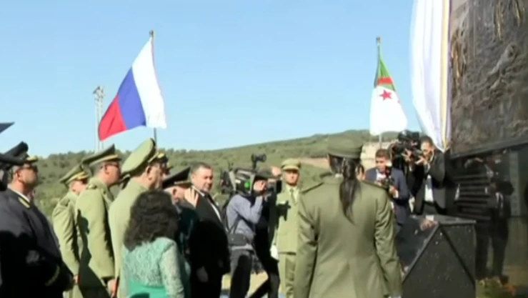 سعيود يشرف على تدشين معلم تذكاري لمهندسي الألغام السوفيات