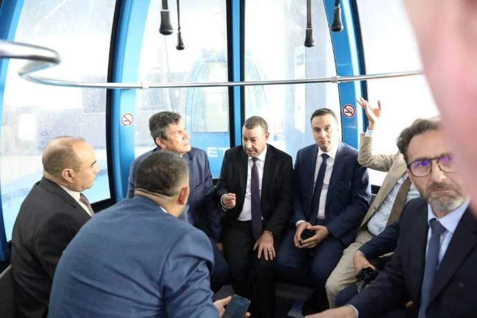 وزير الداخلية يشرف على إعادة تشغيل المصعد الهوائي الرابط بين بلديتي باب  الوادي وبوزريعة