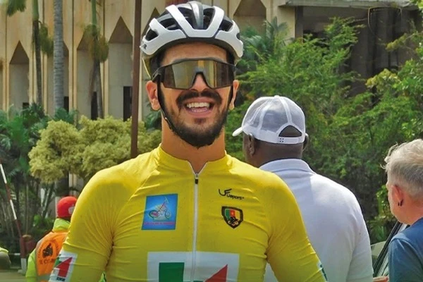 طواف الكاميرون-2025 : الدراج  إسلام منصوري يفوز بالقميص الأصفر  للنسخة 21