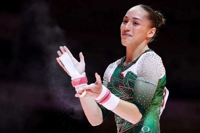 كأس العالم-2026:  كايليا نمور تتوج  بالفضية في عارضة التوازن