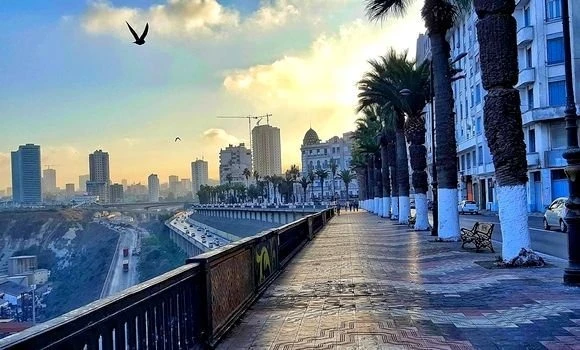 وهران : مديرية السياحة تباشر إجراءات لتنظيم نشاط الإيواء السياحي لدى الساكن