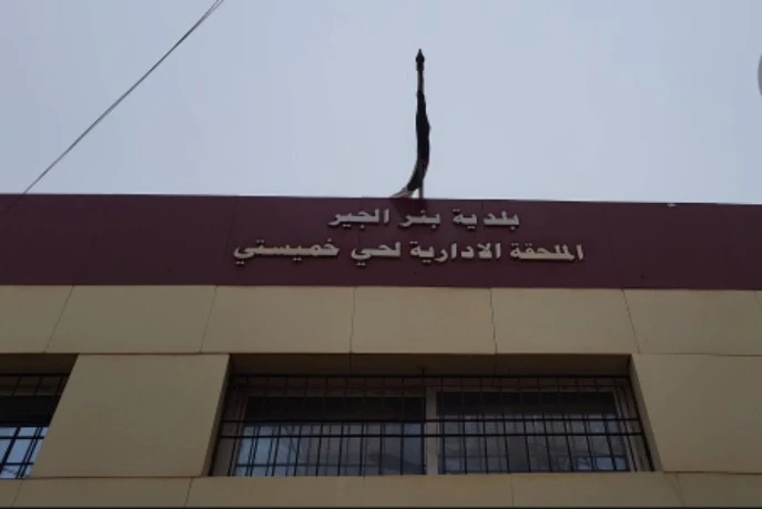 انطلاق المراجعة الإستثنائية للقوائم الإنتخابية  :  توافد  وطلبات التصحيح بالبلديات