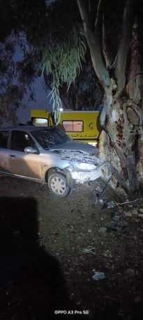 عين الدفلى  : 6 جرحى في اصطدام سيارتين بعريب