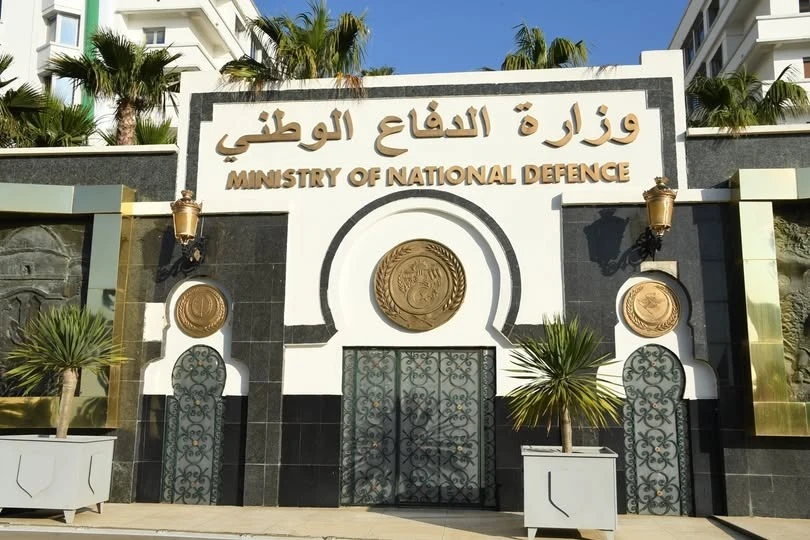 الجيش الوطني الشعبي : إحباط محولات إدخال أزيد من 4 قناطير من الكيف المعالج عبر الحدود مع المغرب خلال أسبوع