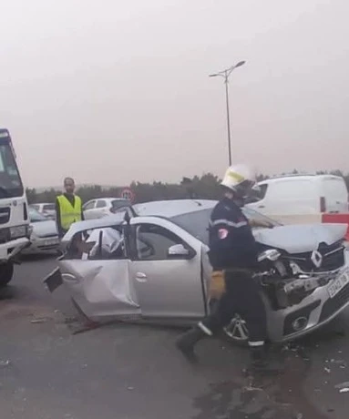 معسكر :06 جرحى في اصطدام سيارتين بالمحمدية
