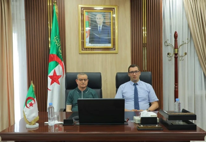 مستغانم...  والي مستغانم يستقبل ممثلا عن وزير الداخلية والجماعات المحلية للوقوف على جاهزية التشريعيات
