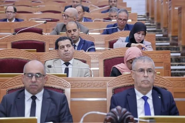 تيارت  : ندوة دراسية حول العلامة "ابن خلدون" من موقع خلوته بفرندة