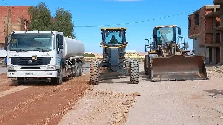 الأبيض سيدي الشيخ...  إعطاء إشارة انطلاق مشروع الطرقات الحضرية