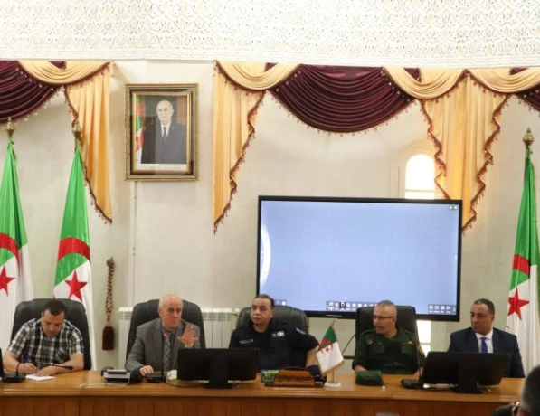 تلمسان... الوالي  يُشرف على لقاء تنسيقي حول امتحانات "البكالوريا "