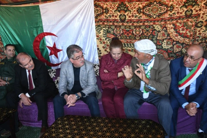 غليزان: الوالي يزور دوار السوايطية