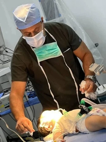 أيام جراحية متخصصة بمستشفى أحمد مدغري بسعيدة  ...إجراء 5 عمليات دقيقة لحالات الشفة الأرنبية