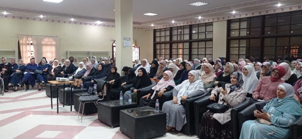 المركز الثقافي الإسلامي بتلمسان ...دورة تعليمية لفائدة  المقلبين على الحج