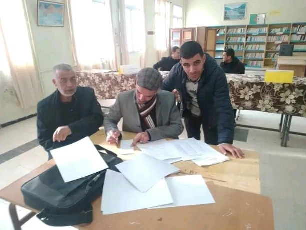 اختتام عملية تصحيح أولمبياد الفيزياء الفلكية بسعيدة