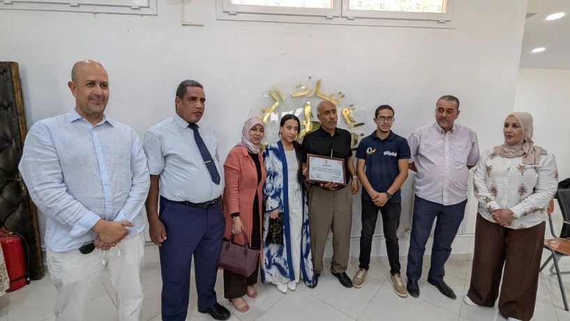 تيارت ...في مبادرة  تحفيزية  الإذاعةتكرّم المتفوقين في "البكالوريا" وثانوية أحمد مدغري