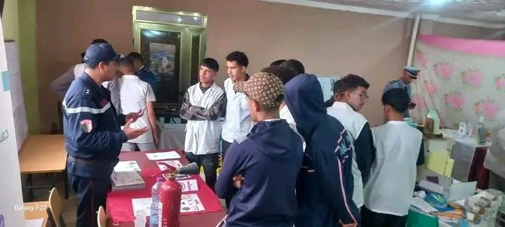 ثانوية "قنيبر محمد " بالبيض  :إقبال على الأيام المفتوحة حول التوجيه المدرسي والمهني