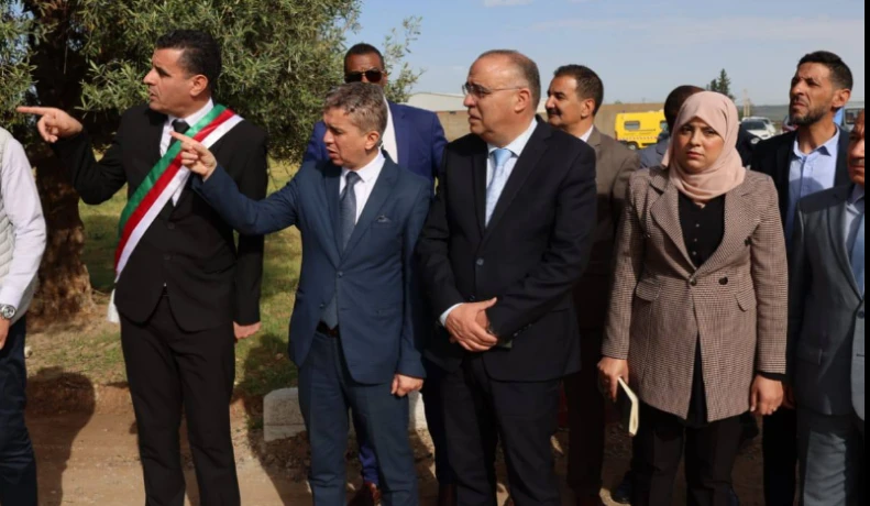 معسكر: فؤاد عايسي يُعطي إشارة انطلاق مشاريع تنموية بتيغنيف