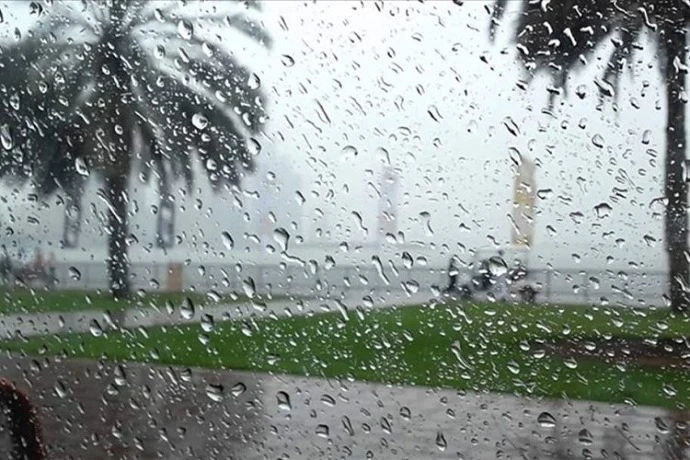 استمرار تساقط الأمطار على عدة ولايات  يومي الأربعاء و الخميس