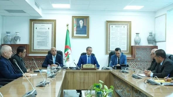لدراسة وضعية تجزئة "واد الطلبة"  :لجنة مركزية  في زيارة عمل إلى تيارت