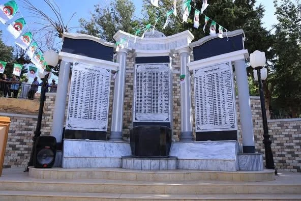 تيارت: تدشين ساحة الشهداء بعد إعادة تهيئتها بفرندة