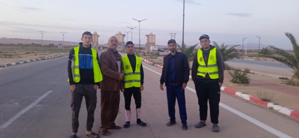 "الجمهورية" تتقاسم مع عابري السبيل الإفطار  بالأبيض سيدي الشيخ..... أجواء مميزة تجمع ضيوف "فسيلة "