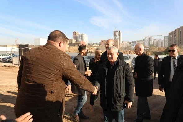 والي مستغانم بودوح يكثف من الخرجات الميدانية بالقطب  مزغران