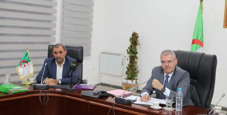 والي سيدي بلعباس حاجي يكشف  في ندوة صحفية ...  "توزيع 387 مسكنا اجتماعيا قبل نهاية السنة"