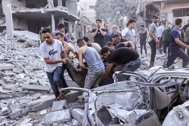 فلسطين: 4741 شهيدا و15898 مصابا جراء العدوان المتواصل على قطاع غزة والضفة