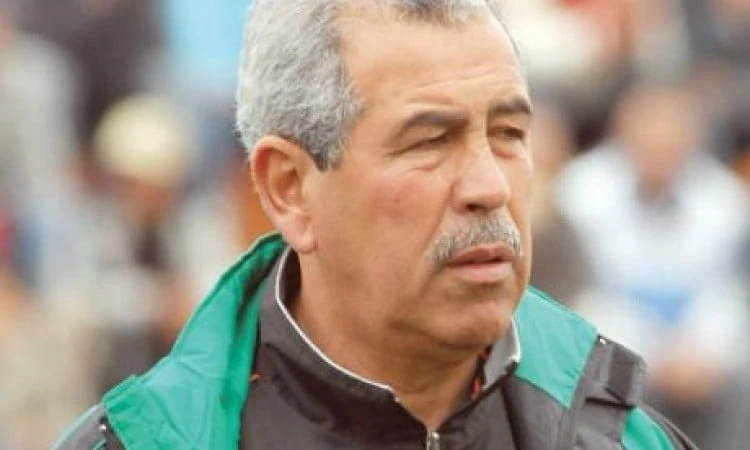 المدرب محمد حنكوش لـ"الجمهورية": "بيتكوفيتش مطالب بمراعاة الإنسجام وقائمة بوقرة ثرية بالخبرة"