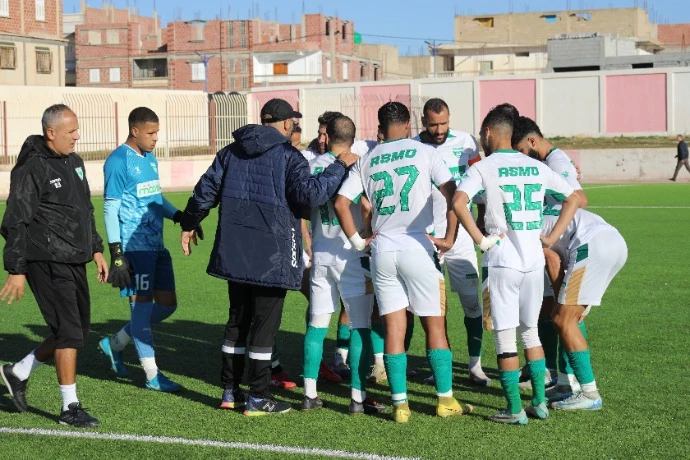 جمعية وهران تترقب هوية منافسها في مباراة  الكأس ...   الطاقم الفني يراهن  على روح المجموعة لاستعادة الثقة