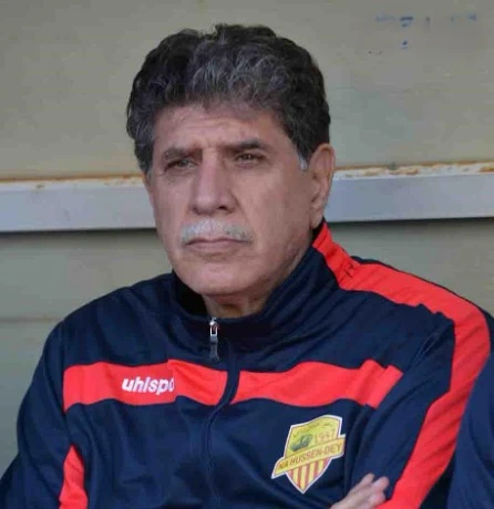 مزيان ايغيل المدرب السابق للمنتخب الوطني متفائل بتأهل الخضر...  « اللقاء سيلعب على جزئيات صغيرة  وسيكون هناك صراع تكتيكي معقّد »