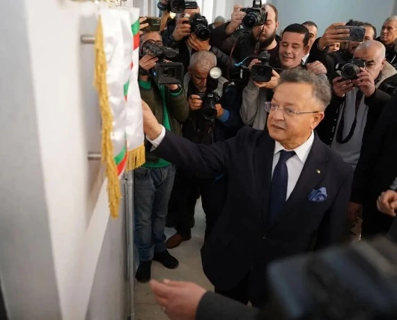 بداري يدشن "الشباك الموحد" ومؤسسة فرعية مختصة بجامعة باب الزوار